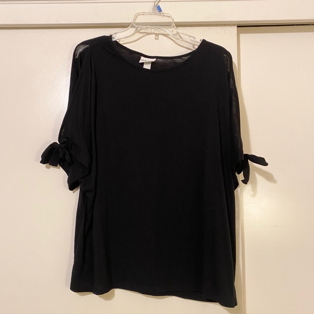 Ava & Viv Black Top